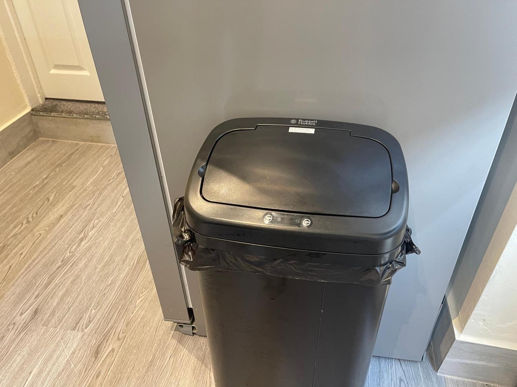 Hometel Digs Morden Comfy Home Can Sleep 11 Leicester Dış mekan fotoğraf